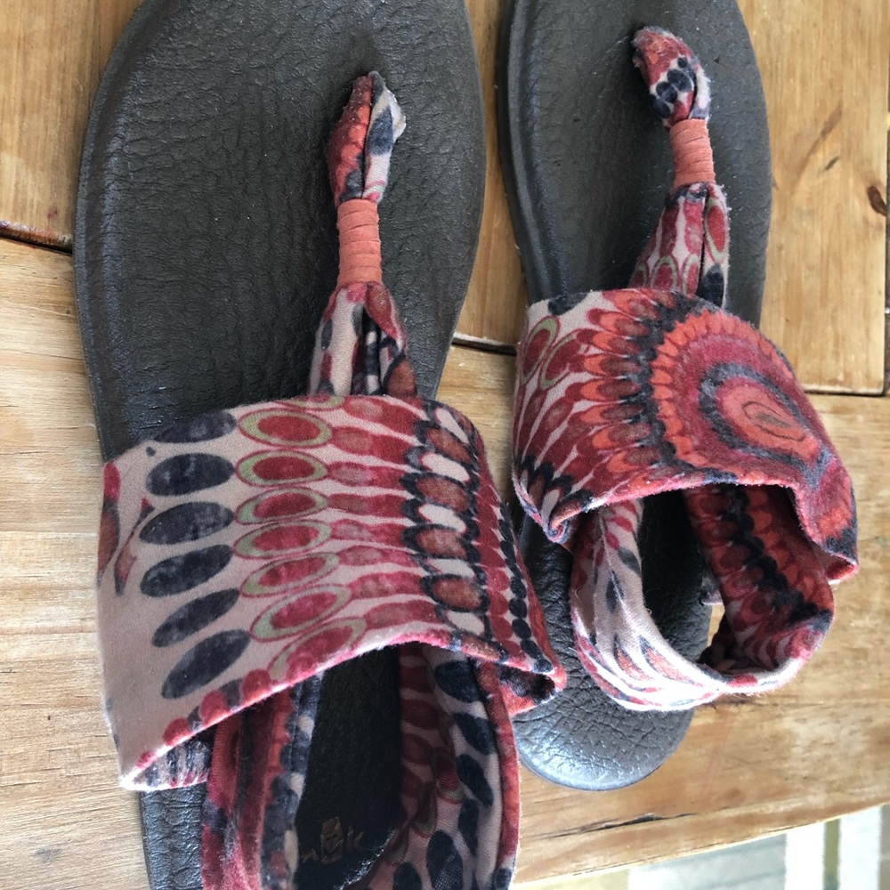 Sanuk Sling Flip Flops Yoga Mats